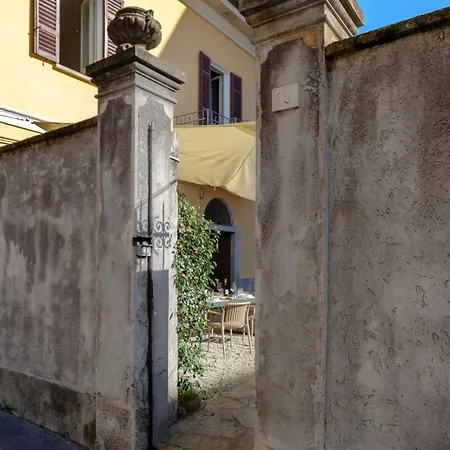 Ferienhaus Casa Felice - Con Giardino In Centro Verbania